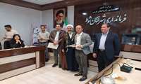 تکریم از کارمندان با خانواده های پرجمعیت و جوان در ادارات شهرستان شوط 